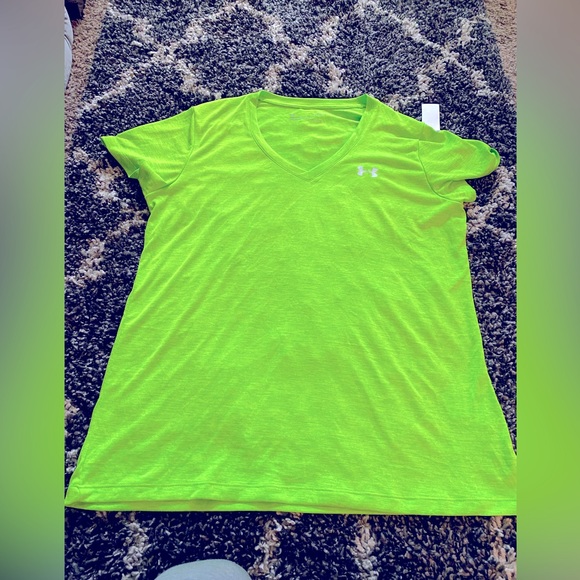 Under Armour Tops - Women’s Under Armour Top